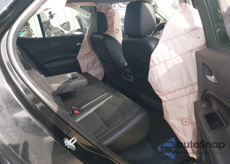 2018 Chevrolet Equinox Premier z USA, uszkodzony, nr VIN 2GNAXWEX2J6162155